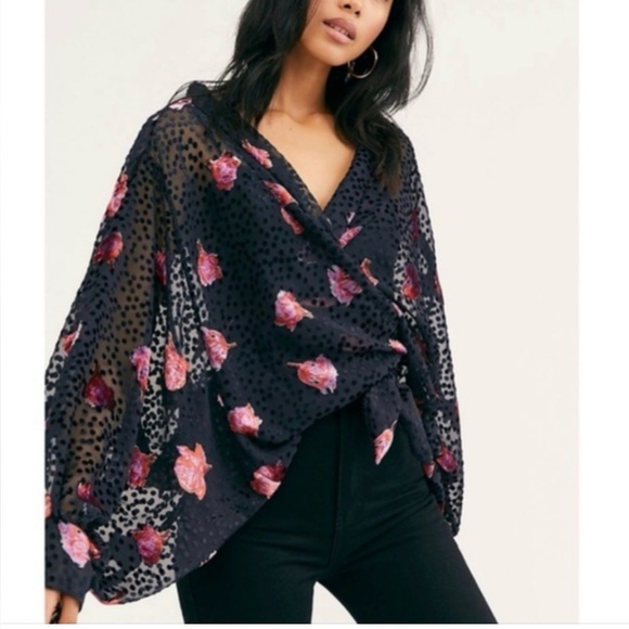 Free People Tops - --Beautiful Free People allure kimono one size fits all